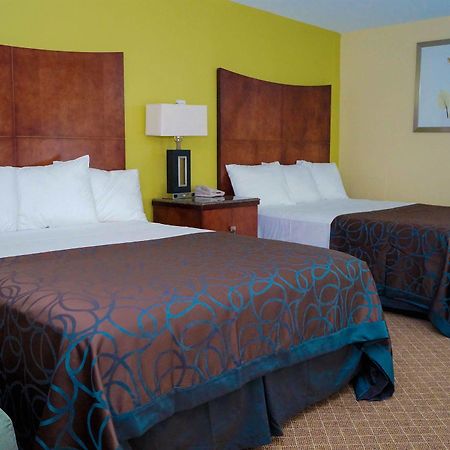 Sullivan Trail Inn & Suites Pocono Lake Esterno foto